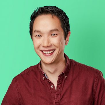 John Lin is werkzaam als Ecosystem business developer bij bol.com en geeft lezingen over de onderwerpen innovatie, strategie, storytelling en China. Zelf is hij opgegroeid in 2 culturen waardoor hij graag zijn kennis deelt over de Chinese cultuur.